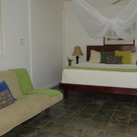 Calibishie Cove Hotel Kültér fotó
